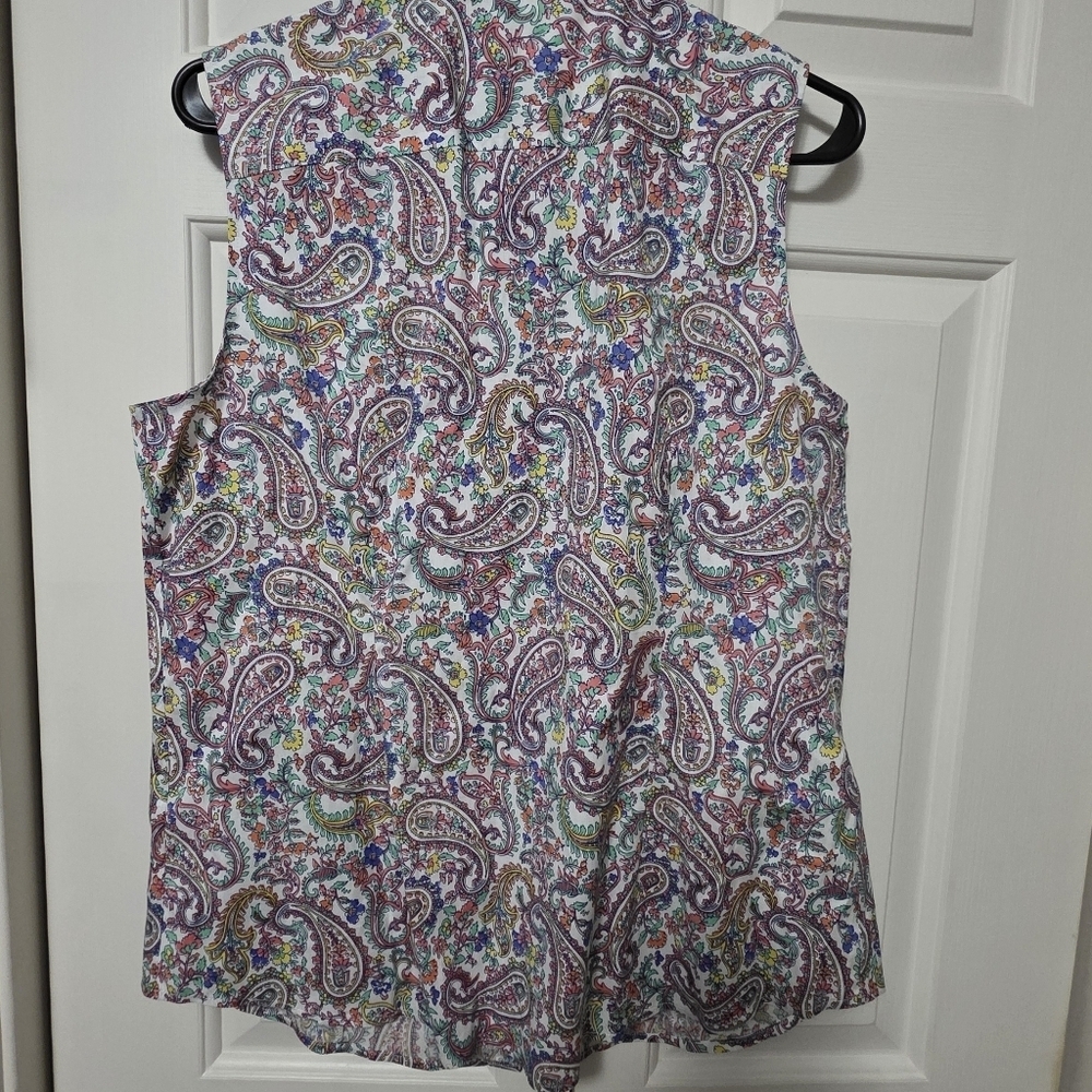 Talbots Paisley Botton Down Wrinkle Resistant Sleeveless Blouse Size 12 - Picture 4 of 8